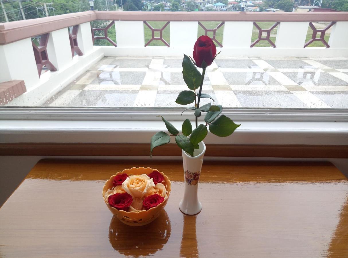Five One Star Hotel Nyaung Shwe Ngoại thất bức ảnh